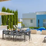 Milos Lifestyle H27 * بروتاراس