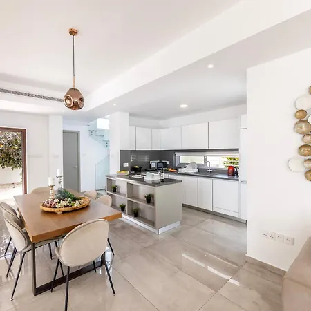 Milos Lifestyle H27 * Protaras