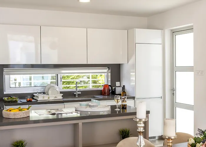 Milos Lifestyle H27 Vila