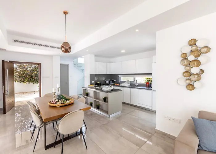 Milos Lifestyle H27 * Protaras