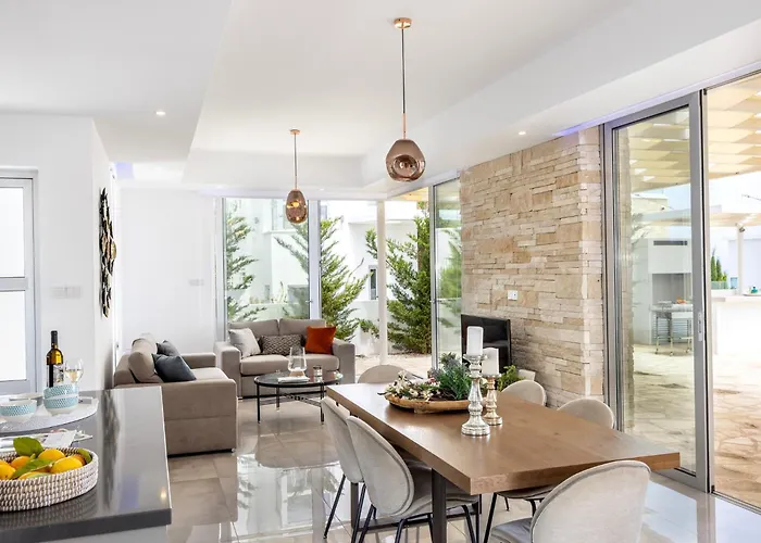 Milos Lifestyle H27 Protaras