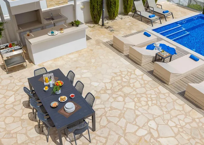 Milos Lifestyle H27 Vila *